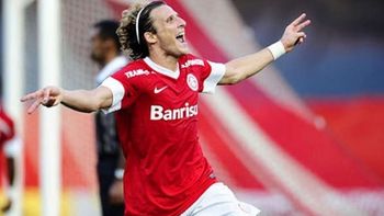 ¿san lorenzo, cerca de incorporar a diego forlan? ¿san lorenzo, cerca de incorporar a diego forlan?