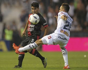 Colón mejoró en el segundo tiempo y goleó a Quilmes en el Centenario