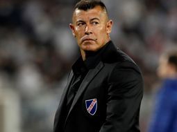 almiron volvera al futbol argentino y sera el dt de rosario central almiron volvera al futbol argentino y sera el dt de rosario central