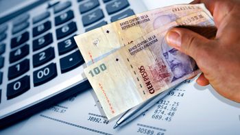 La iniciativa busca que sólo tribute el 10% de los trabajadores que más gana La iniciativa busca que sólo tribute el 10% de los trabajadores que más gana