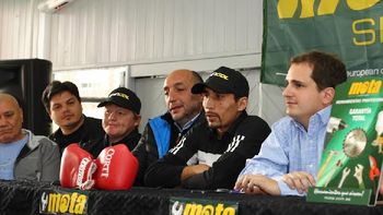 de zarate al mundo: otro boxeador argentino quiere ser campeon de zarate al mundo: otro boxeador argentino quiere ser campeon