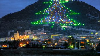 italia tiene un arbol de navidad record italia tiene un arbol de navidad record