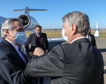 El presidente Alberto Fern&aacute;ndez lleg&oacute; hoy a Santa Rosa para llevar adelante, junto al gobernador de La Pampa, Sergio Ziliotto, una serie de actividades oficiales que incluyen una visita al frigor&iacute;fico Carnes Pampeanas y la firma de convenios