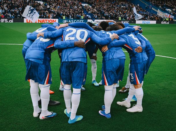 Chelsea en crisis: caída ante Brighton, reproches de los hinchas y una dura autocrítica del DT