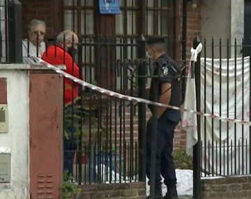 Mataron de una puñalada a un chico de 17 años cuando iba a la escuela para robarle la bicicleta