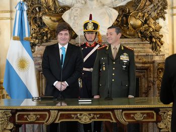 Carlos Presti juró como nuevo ministro de Defensa: La vamos a romper toda