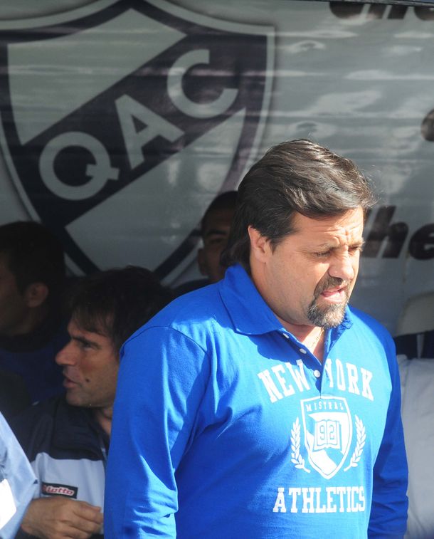 No va más: Caruso Lombardi presentó su renuncia como DT de Quilmes