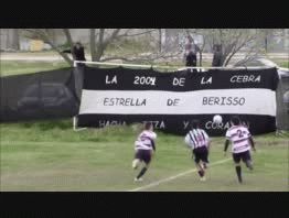 Verón volvió a jugar al fútbol y convirtió un gol a lo Palermo
