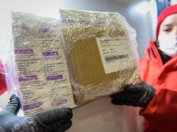 Se esperan 4 nuevos vuelos: casi el 60% de los adultos podrá vacunarse con una dosis