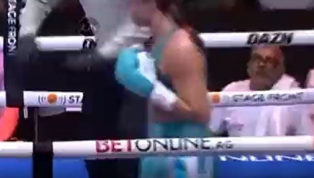 Boxeo: entrenador argentino muere mientras su esposa pelea en el ring