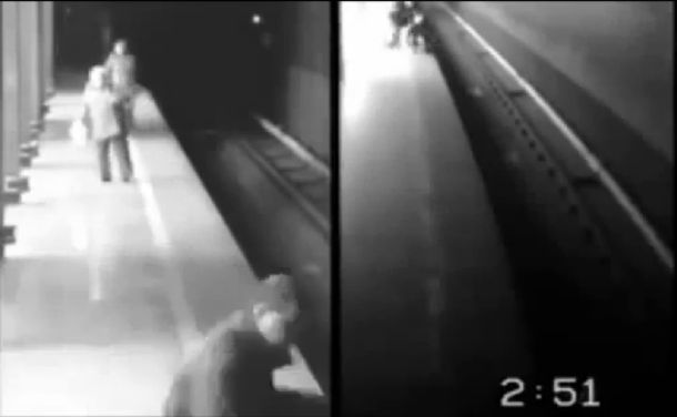 Una mujer cayó a las vías y sobrevivió tras el paso de dos trenes