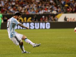 ¿no tiene personalidad? messi entro y brillo con tres goles ante panama ¿no tiene personalidad? messi entro y brillo con tres goles ante panama