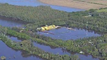 mira como quedo el estadio de flandria por la crecida del rio lujan mira como quedo el estadio de flandria por la crecida del rio lujan