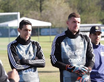 Armani y Di María en la Selección - Crédito:&nbsp;@Argentina