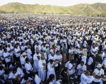 Multitudinaria misa del Papa en Timor Oriental: acudió la mitad de la población