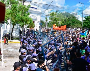 Graves incidentes en Formosa por la vuelta a fase 1 de la cuarentena