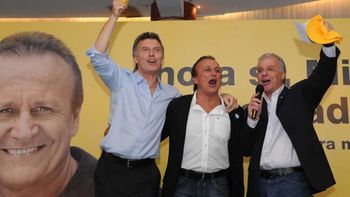 el pro apuesta a sumar famosos, de cara a las legislativas del 2013 el pro apuesta a sumar famosos, de cara a las legislativas del 2013