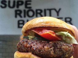 polemica por la eleccion de la mejor hamburguesa del mundo: no tiene carne polemica por la eleccion de la mejor hamburguesa del mundo: no tiene carne