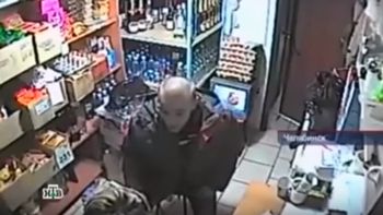 video: ex boxeador quiso golpear a una mujer y ella reacciono asi video: ex boxeador quiso golpear a una mujer y ella reacciono asi