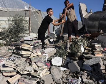 Ataque israelí a campo de refugiados en Gaza deja al menos 80 muertos