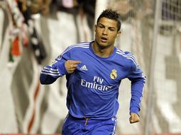 real madrid vencio al rayo y sigue de cerca al barcelona real madrid vencio al rayo y sigue de cerca al barcelona