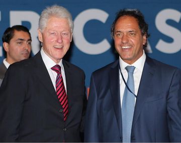 Scioli se reunió con Bill Clinton en EE.UU.