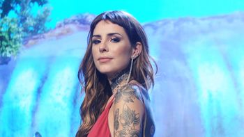 asi fue el debut de candelaria tinelli como cantante en showmatch 2016 asi fue el debut de candelaria tinelli como cantante en showmatch 2016