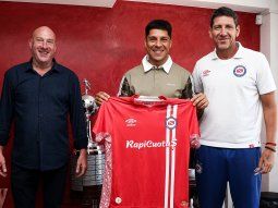 Argentinos presentó a Enzo Pérez como su nuevo refuerzo: Jerarquía