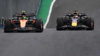escandalo en la f1: mclaren apunto contra red bull por el cambio de motor de verstappen escandalo en la f1: mclaren apunto contra red bull por el cambio de motor de verstappen