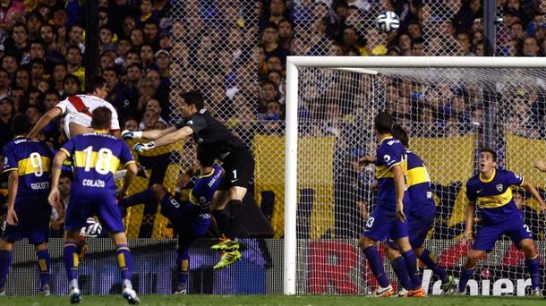 En marzo de este año Funes Mori marcó en La Bombonera. Este domingo volverá a ser titular