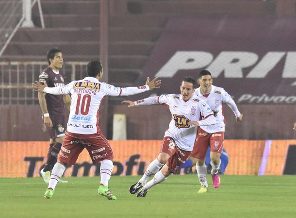 Con mayoría de suplentes, Lanús cayó ante Huracán