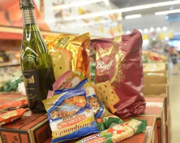 El Gobierno lanza una canasta navideña con cinco artículos a $250