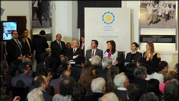 la presidenta anuncio un paquete de medidas para proteger la economia la presidenta anuncio un paquete de medidas para proteger la economia