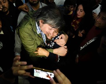 Máximo insiste con una lista de unidad: Todos los que se fueron serán recibidos