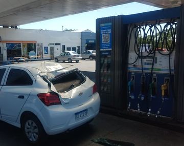 Accidente en Liniers: una mujer murió tras recibir el impacto de una goma de camión