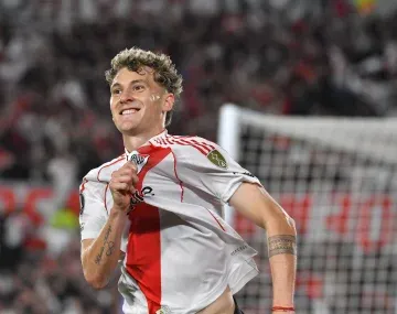 El gol de Facundo Colidio para el triunfo de River ante Colo Colo y el pase a semis