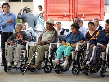 El Gobierno dejó de dar remedios, prótesis e insumos a discapacitados