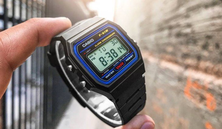 Cómo transformar un Casio viejo en un reloj inteligente