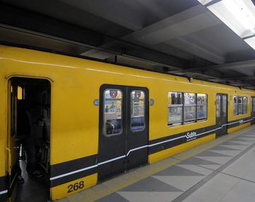 El servicio une las estaciones Constitución y Retiro