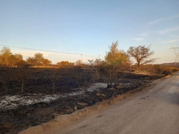 Incendio en Calamuchita: murió un chico de 17 que intentaba apagar el fuego