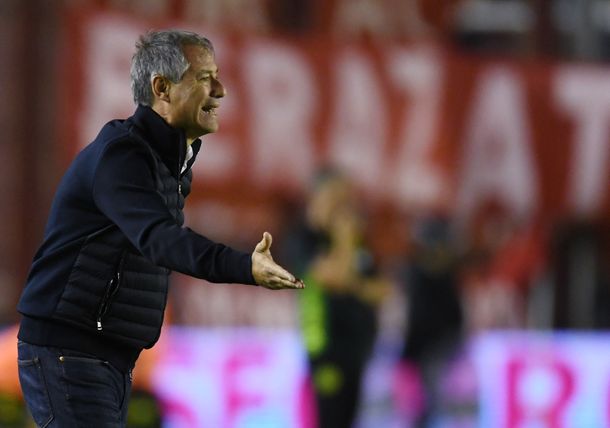 Independiente se quedó sin entrenador: echaron a Ariel Holan