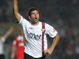 se complica la llegada de emmanuel gigliotti a boca se complica la llegada de emmanuel gigliotti a boca