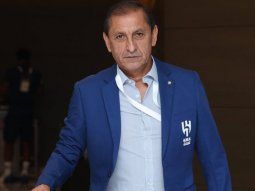 Ramón Díaz llega a Argentina tras el fatal accidente de su hijo