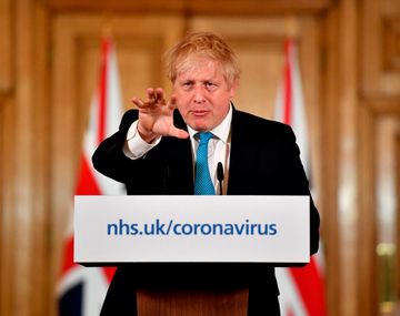 Reino Unido: vuelven para atr&aacute;s con el tope para las reuniones sociales