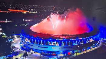 los memes del recibimiento de racing ante flamengo: el cilindro se tino de rojo los memes del recibimiento de racing ante flamengo: el cilindro se tino de rojo