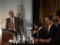 el gobierno insiste en que la inflacion bajara a solo el 5% en tres anos el gobierno insiste en que la inflacion bajara a solo el 5% en tres anos