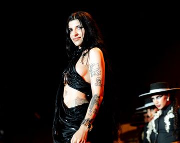 Cazzu emocionó a una multitud con su deslumbrante show en Jesús María