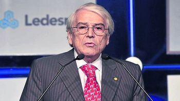 los industriales insisten con un ajuste del gobierno los industriales insisten con un ajuste del gobierno