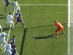 Taco, gol y punta para un defensor argentino en el Calcio