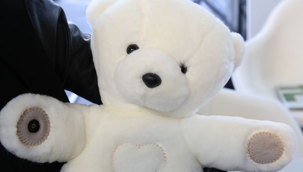 Conocé al osito que le diagnostica enfermedades a los bebés